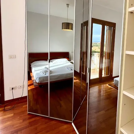 Casa Del Rubino * オルビア