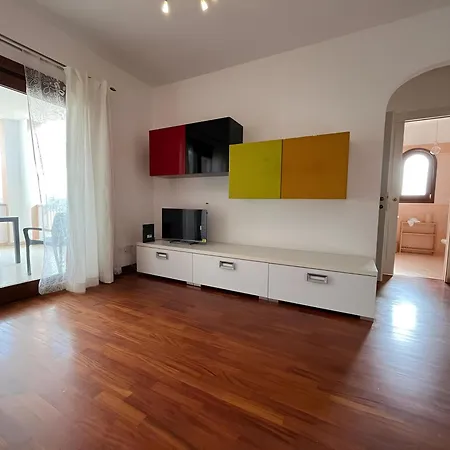 Casa Del Rubino * オルビア